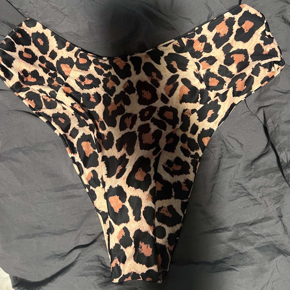 Swim bottoms